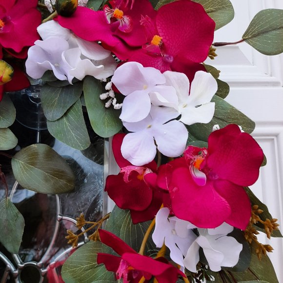 Handmade Orchid Wreath - Picture 2 of 3